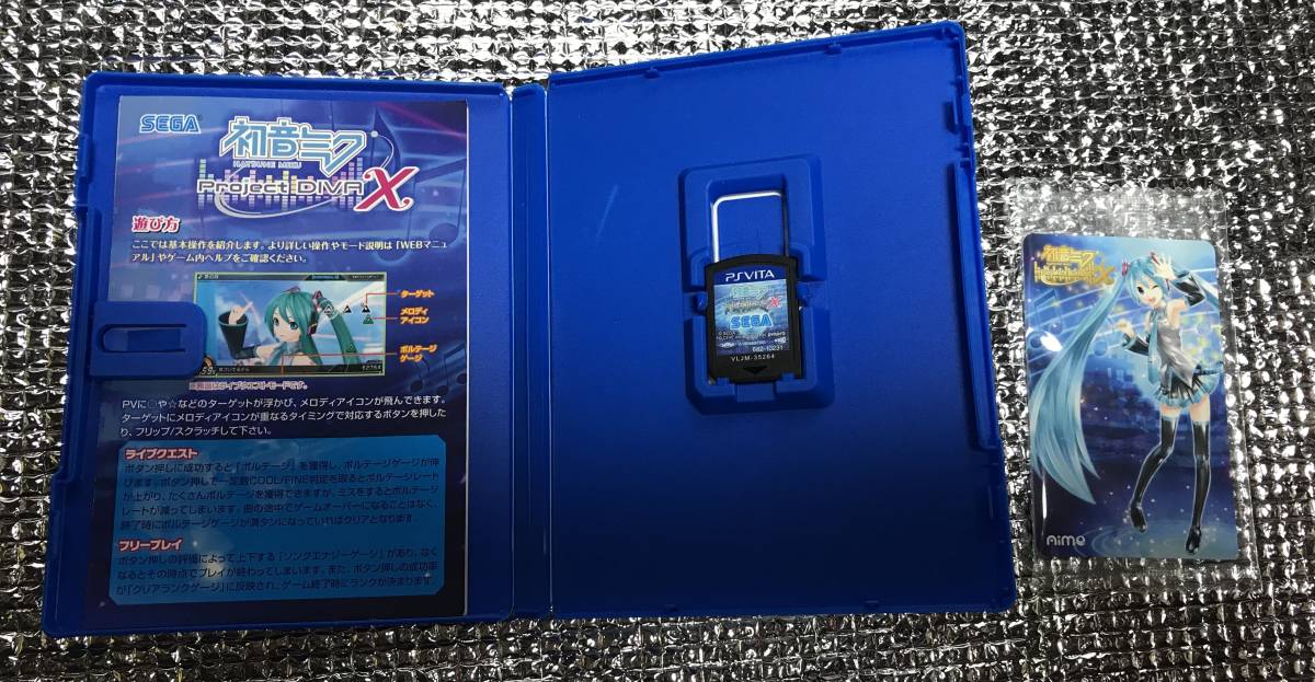PSVITAヴィータPCH-2000ZA11 一月使用、 ソフト（初音ミクプロジェクトディーヴァX）付き、本体ケース、保証延長書付き ケーブルおまけ_3