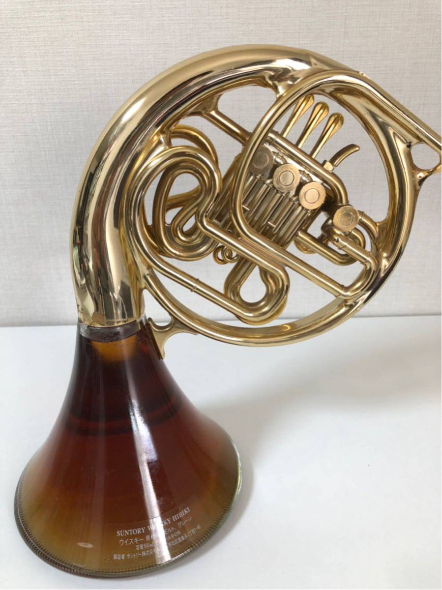 ◇注目! サントリー 響 楽器ボトル ホルン型 500ml 43％ 箱付き