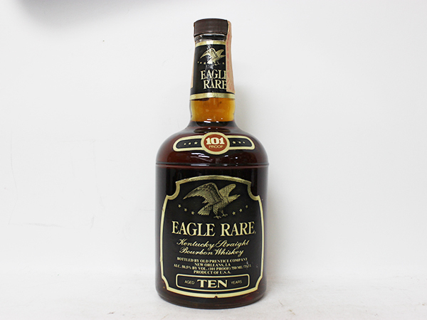 【SALE，定番】 イーグル レア 10年 バーボンウイスキー EAGLE RARE TEN アルコール度数:50.5% 内容量:750ml(バーボン)｜売買されたオークション情報、yahooの商品情報をアーカイブ公開 - オークファン バーボン