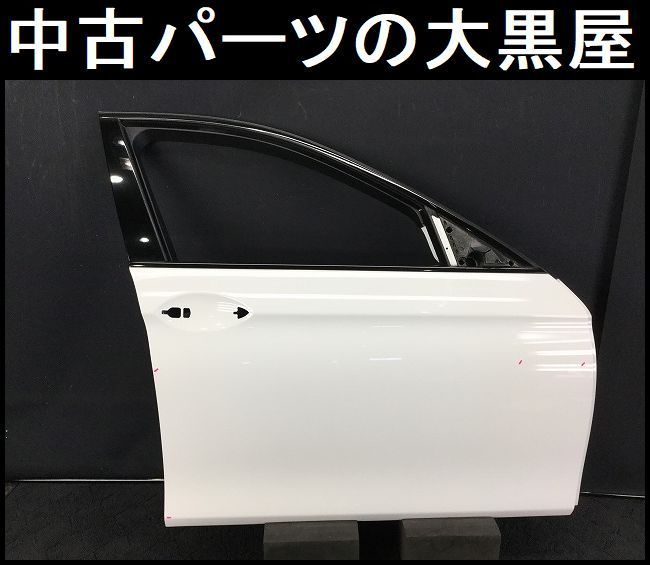 BM042 F11 XL28 528i ツーリング Mスポ 右フロント ドア ◆300 アルペンホワイト ★変形/ヘコミなし ◎