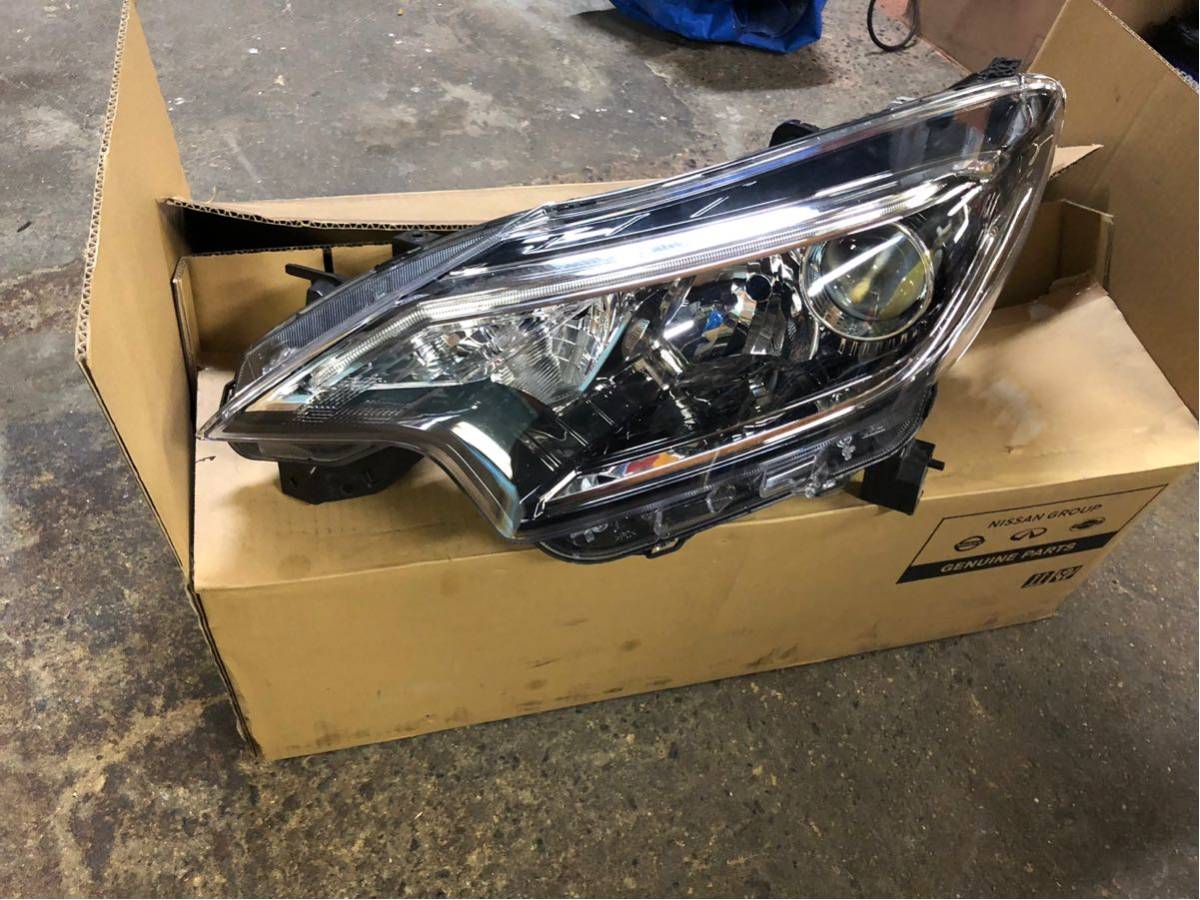 後期E12ノート 左LEDヘッドライト_1