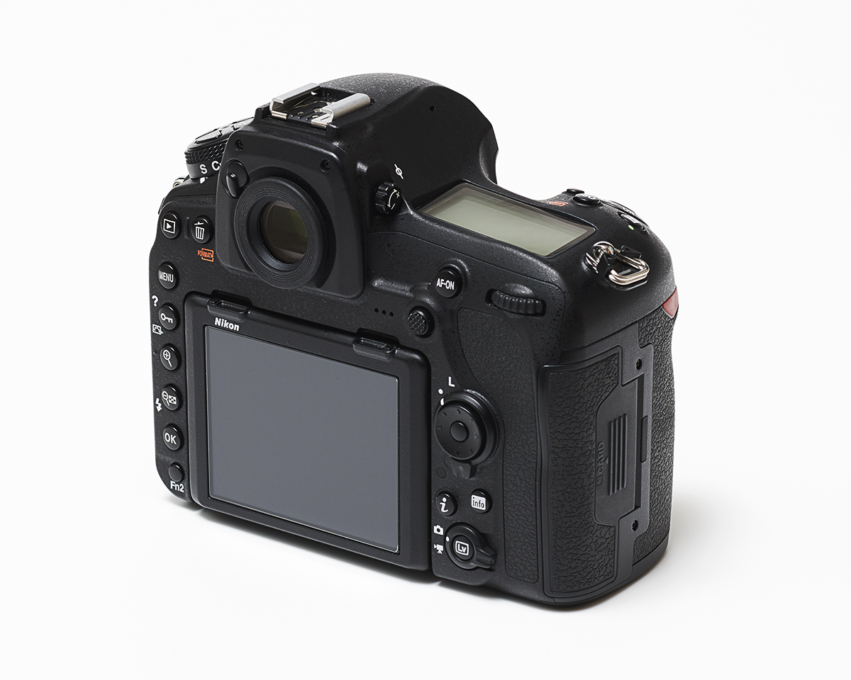 1円~美品 NIKON ニコン デジタル一眼レフカメラ D610 ボディ 1円~美品 NIKON ニコン デジタル一眼レフカメラ D610 ボディ