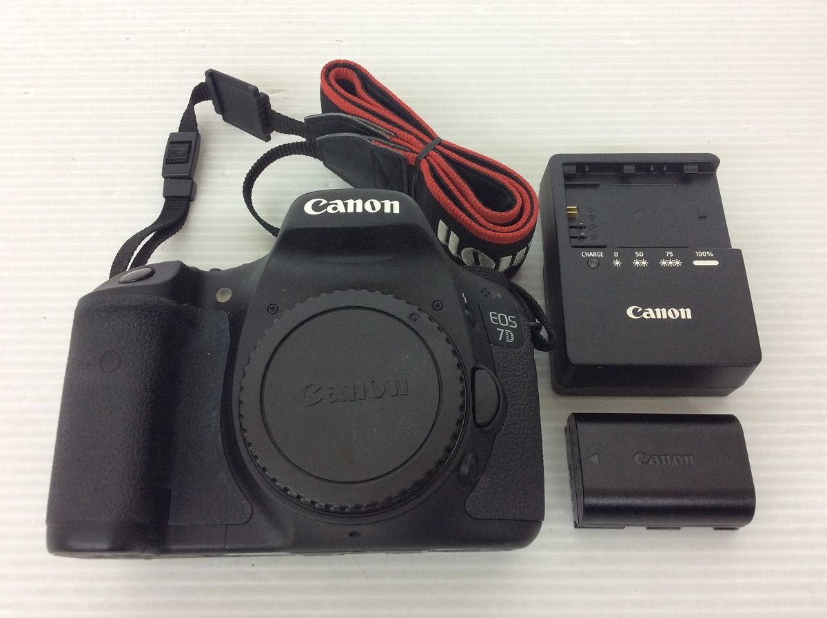 【良品・動作確認済】Canon EOS 7D ボディ 充電器＆バッテリー付 動作OK Canon EOS 7D デジタル一眼レフカメラ ボディ/充電器