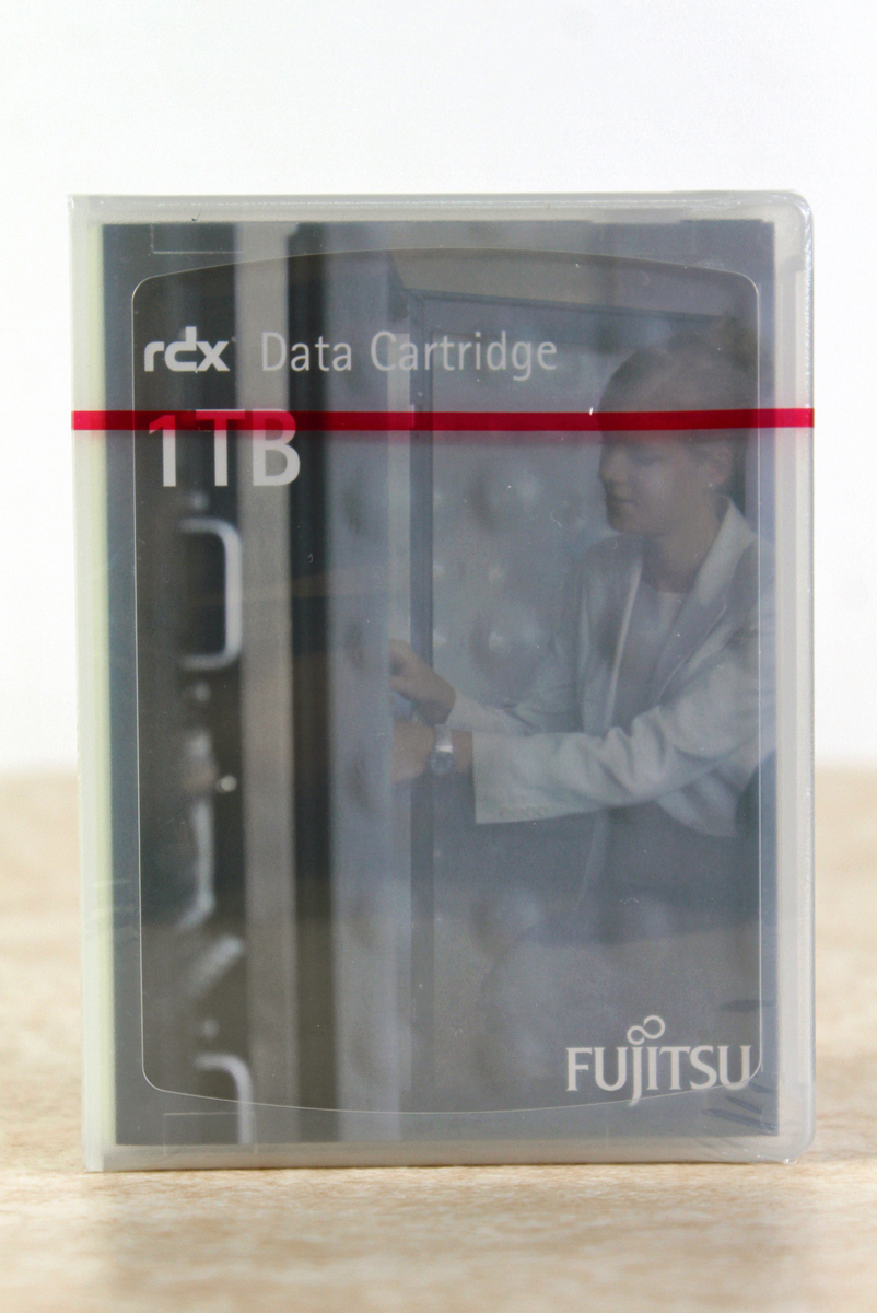 ◇ 未開封品◇ Fujitsu 富士通 RDX 1TB データカートリッジ