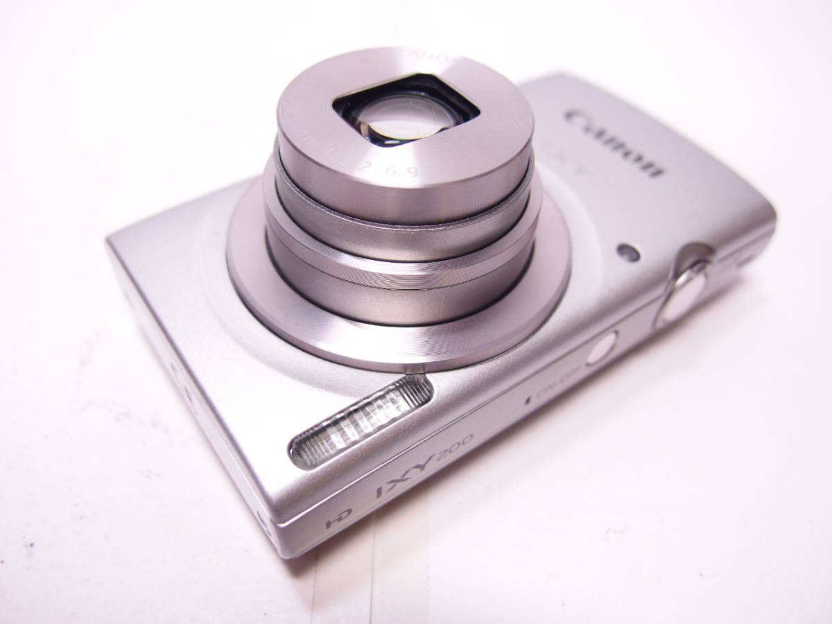 ⑤ Canon IXY200 コンパクトデジタルカメラ シルバー 2000万画素 光学