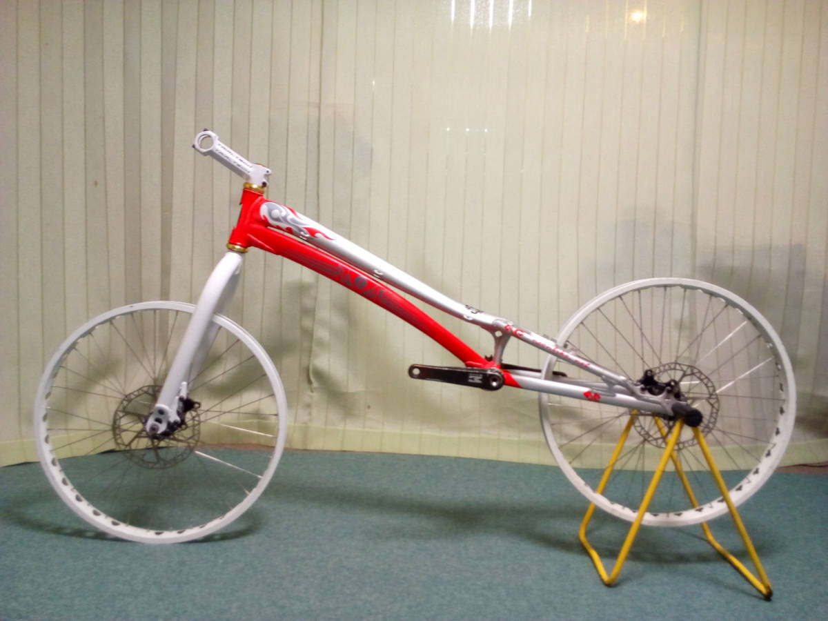 0 NEON バイクトライアル BOW 半完成車 公式通販 : 自転車 トライアル 