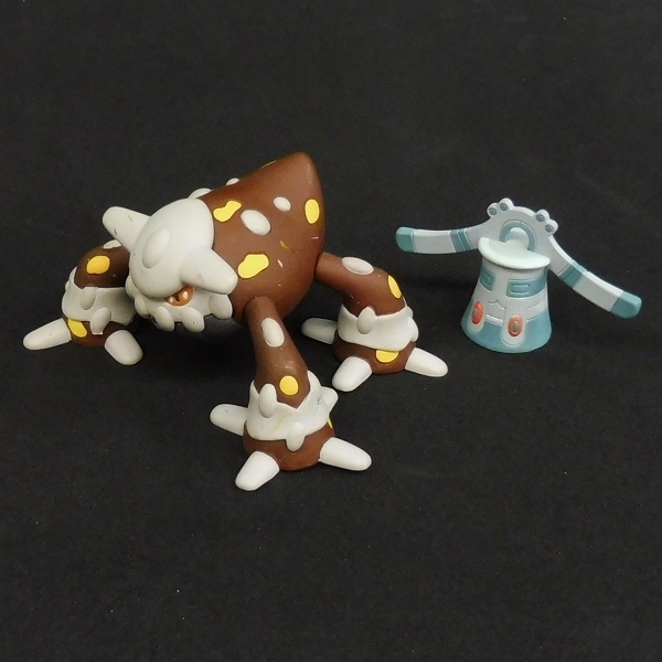 立体ポケモン図鑑 レシラム - メルカリ ゼクロム オーバードライブ
