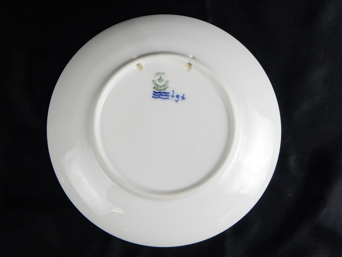 ロイヤルコペンハーゲン 1940年 【砂漠の羊飼い】 イヤープレート O45