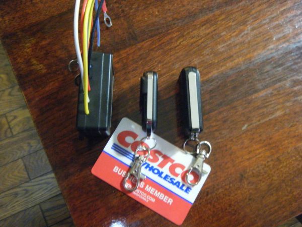 ワイヤレス リモコン 電動ウインチ 遠隔操作 パワーゲート : 汎用 牽引 ダンプ トラック ON シャッター パワーゲート操作 受信機 無線化 高精細DisplayPort信号とUSBを最大100m延長。LANケーブル1本でパソコン