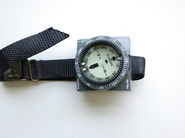 SUUNTO.SK-6コンパス（ベルト付）