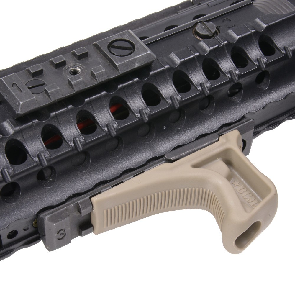 BCM 実物 キネスティックス アングルグリップ 1913ピカティニーレイル用 [ フラットダークアース ] ラバーグリップ ハンドガン