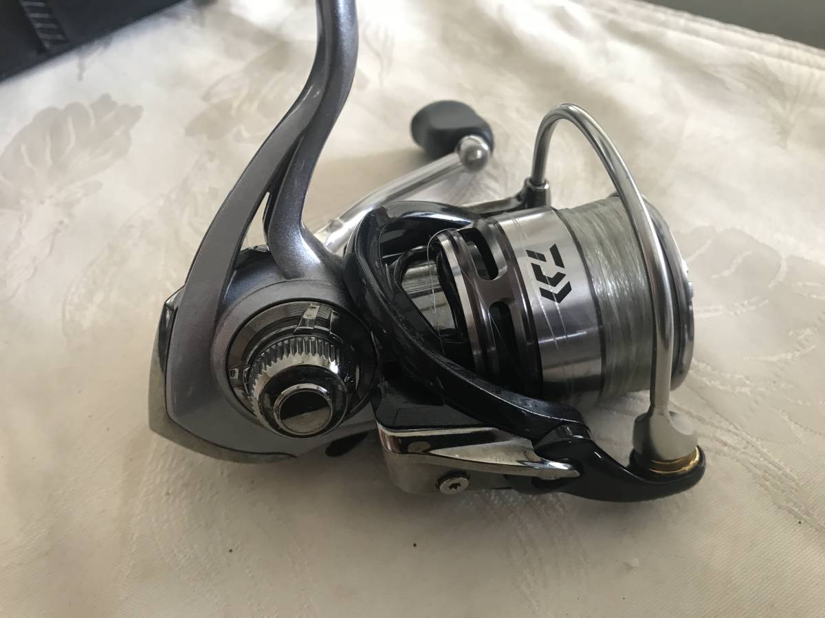 【驚きの破格値，お買い得】 ダイワ 14カルディア2004H DAIWA CALDIA(ダイワ)｜売買されたオークション情報、yahooの商品情報をアーカイブ公開 - オークファン ダイワ