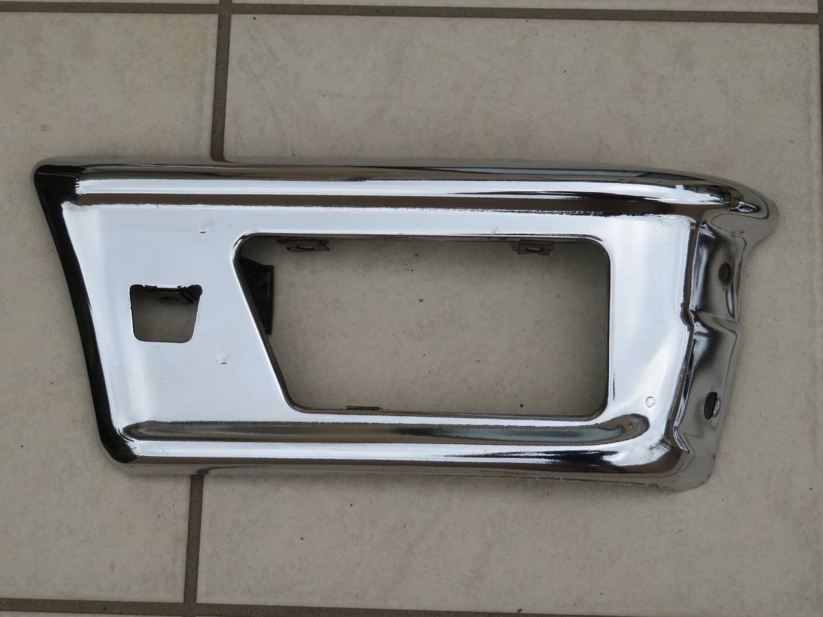 ☆Y30セドリック・グロリア/ワゴン・バン純正フロントバンパー左右