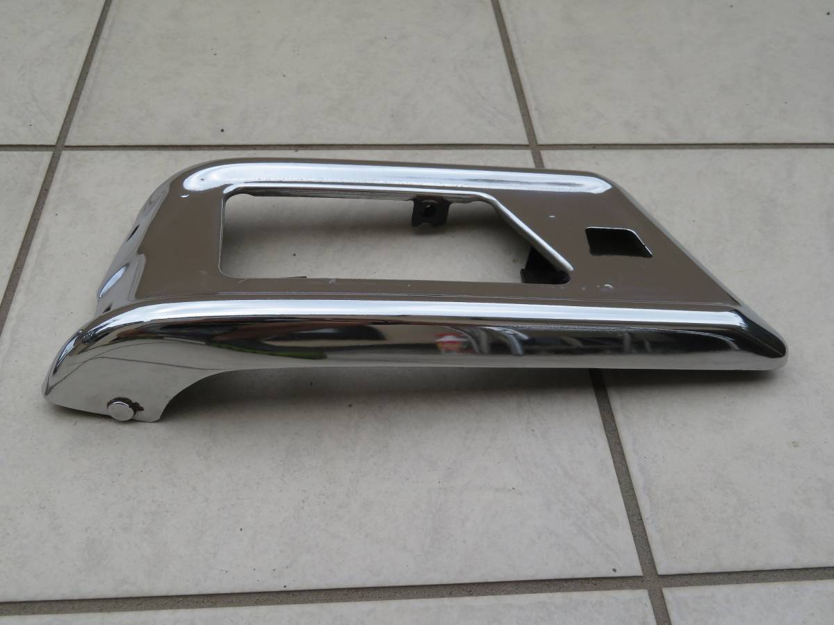 ☆Y30セドリック・グロリア/ワゴン・バン純正フロントバンパー左右