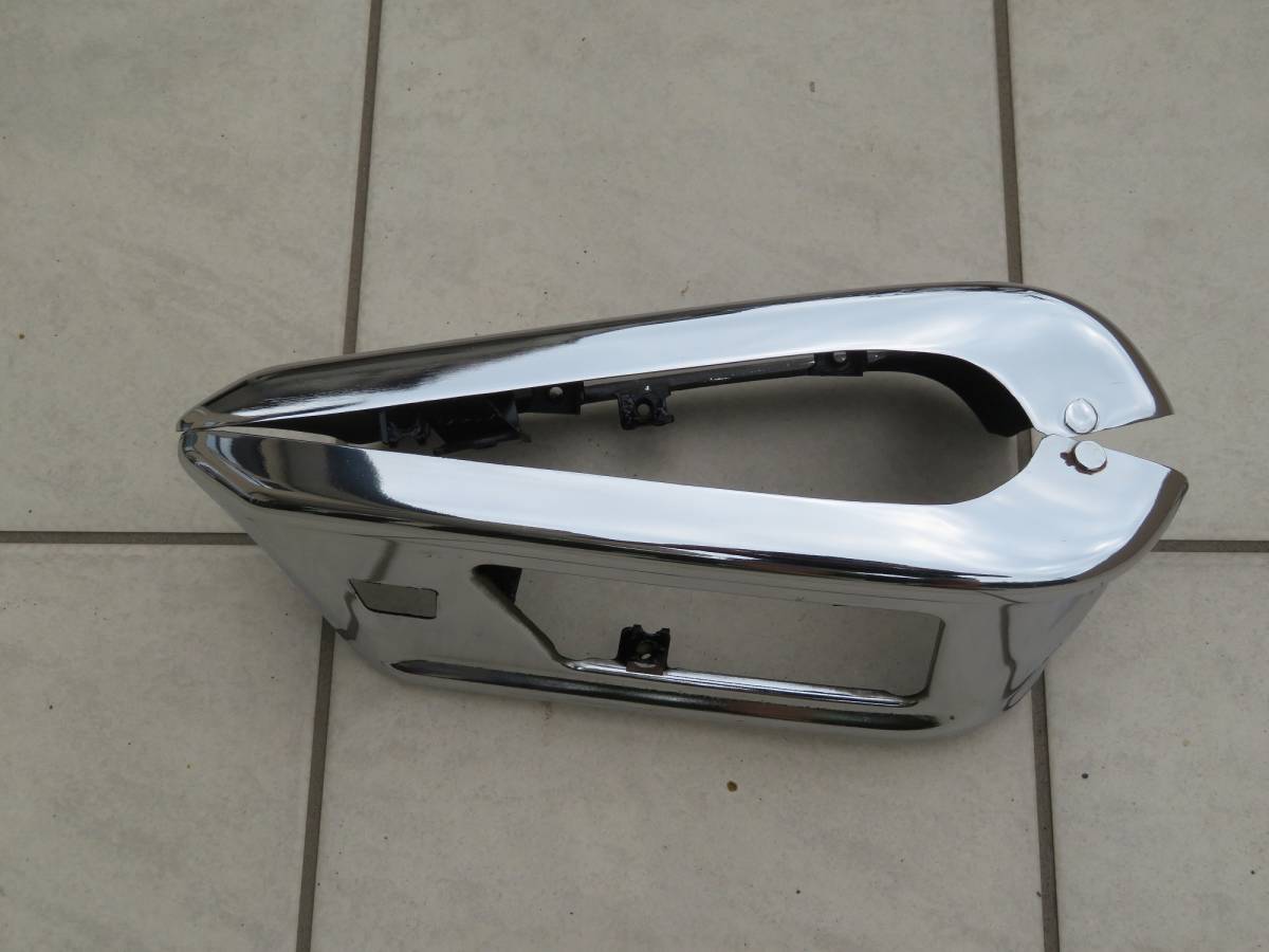 ☆Y30セドリック・グロリア/ワゴン・バン純正フロントバンパー左右