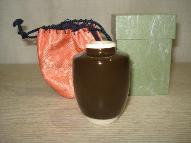 茶道具 - 仕覆 共箱 メルカリ 茶入 藤種緞子 文淋茶入 | 古美術