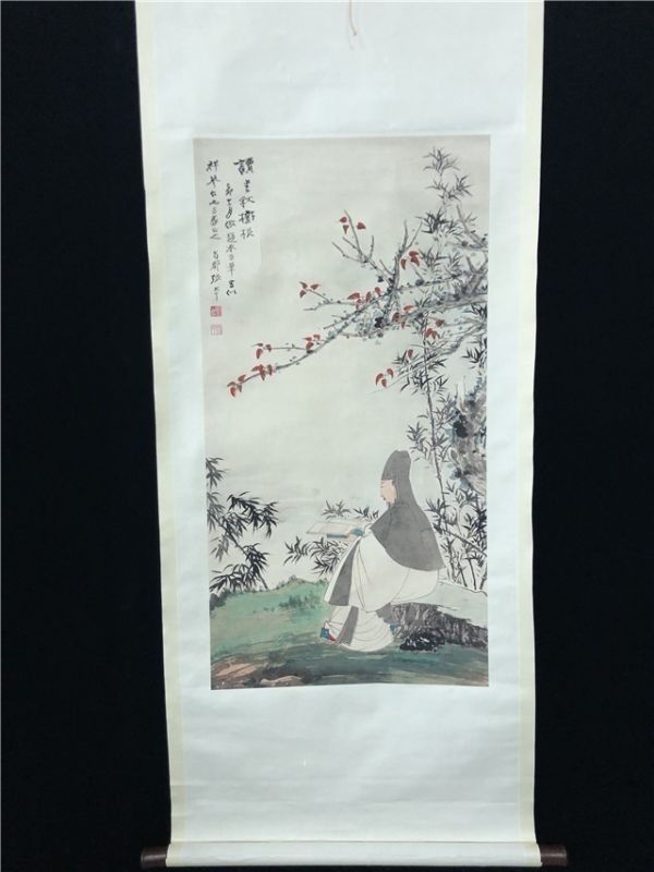 中国美術・純手描き人物画凌波捉月掛軸・国画・張大千印款・宣紙・