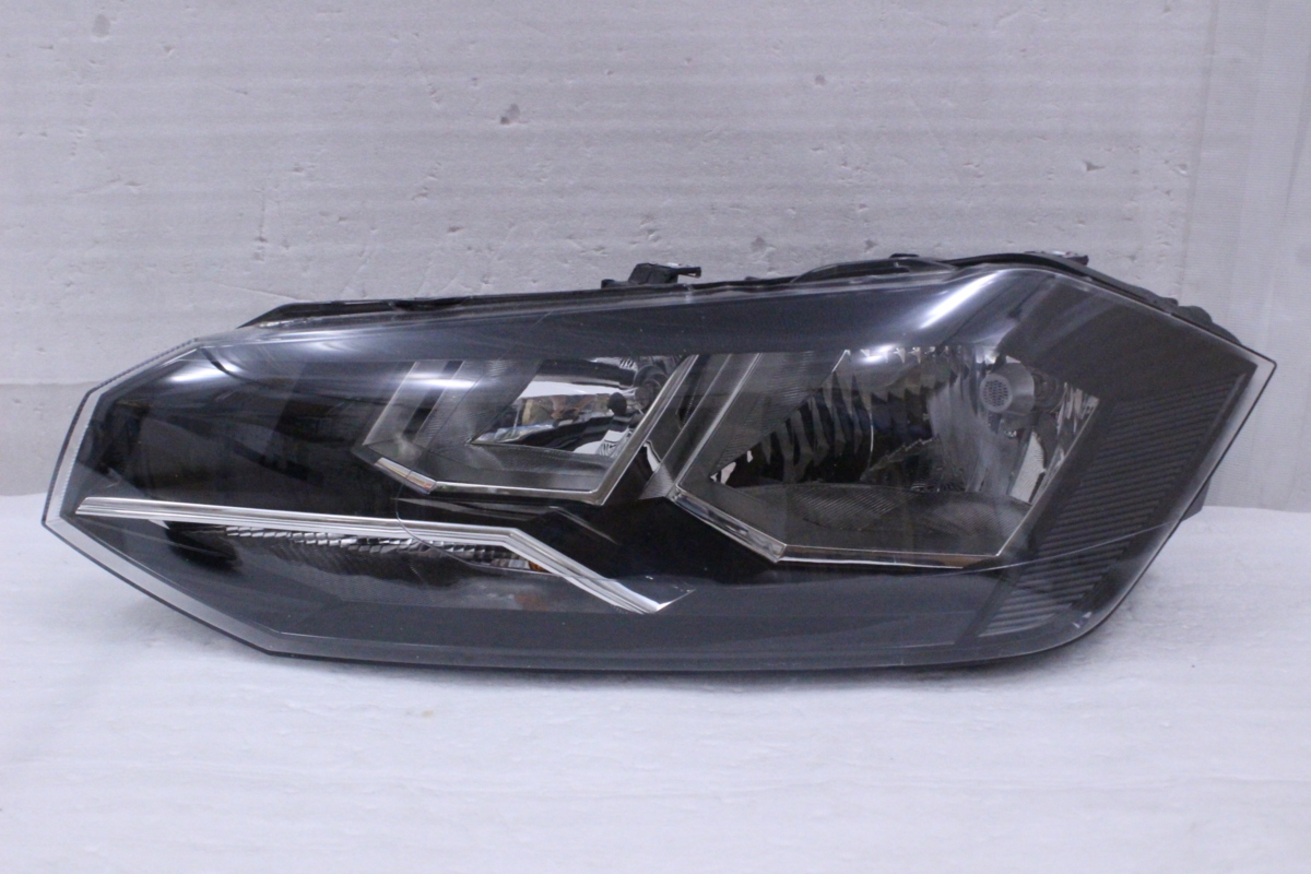 ポロ | VW vw ヘッド ライト（パーツ｜車用品）：車用品 6R POLO 