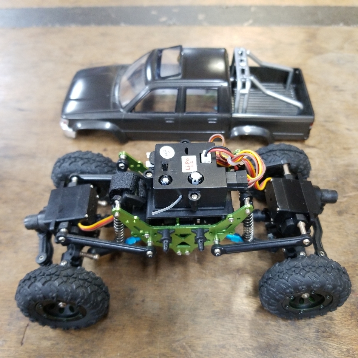 ハイテック　1/24クローラー　ハイラックス　スケールクローラー_4