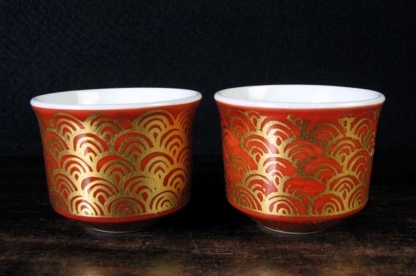 小野珀子作　金襴手ぐい呑み2客　酒器/19g27