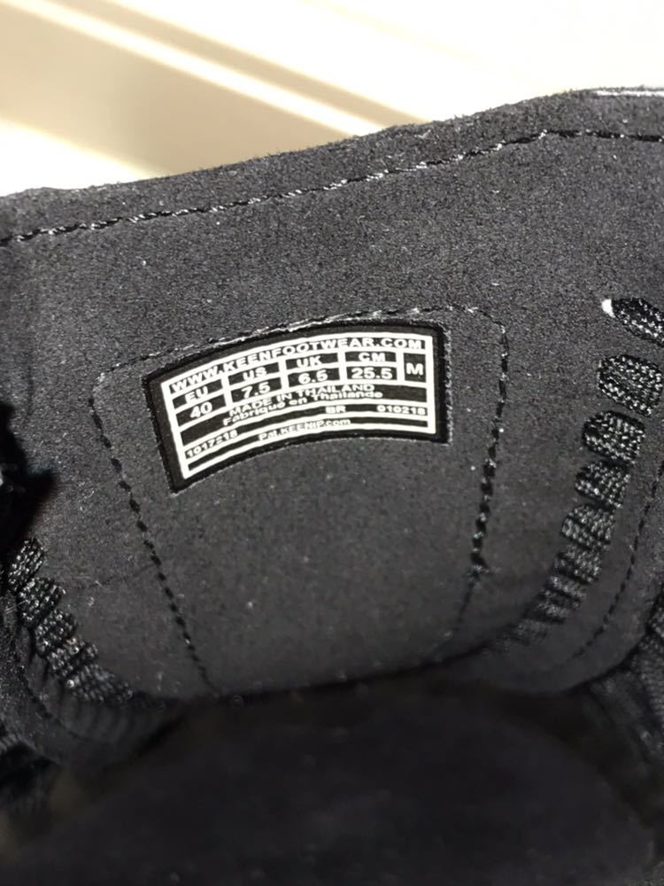 未使用☆格安☆KEEN UNEEK /BLACK 25.5cm キーン ユニーク スライド ブラック サンダル