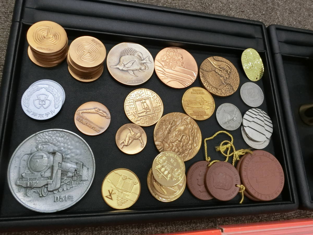 人気SALE，得価 6959A 1円スタート 金盃 メダル他 記念品おまとめ 計トータル約1600g 杯 章牌 エキスポ 銅 K24 GP SV(金製)｜売買されたオークション情報、yahooの商品情報をアーカイブ公開 - オークファン 金製