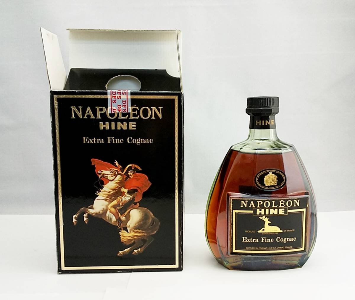 ナポレオン HINE 700ml ハイン NAPOLEON 古酒 コニャック Extra 40