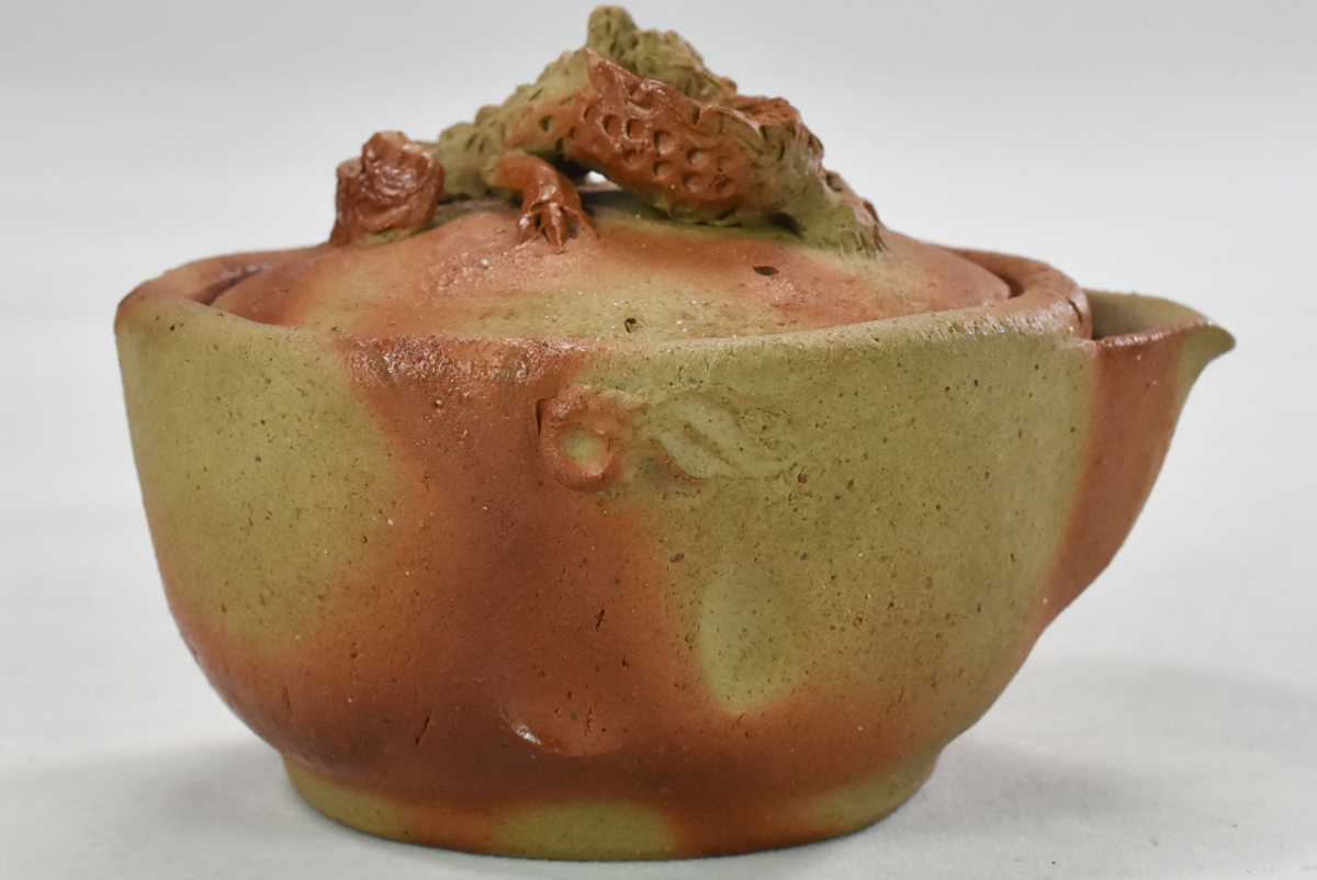 織部宝瓶 三生蔵 名工 手造備前焼 龍摘蓋宝瓶 手捻り陶器 泡瓶 煎茶具 急須 水次 水注 箱付 煎茶道具 日本古玩骨董 F901488 「かぶせ茶」付き ほうひん 泡瓶 松本央 伊賀焼