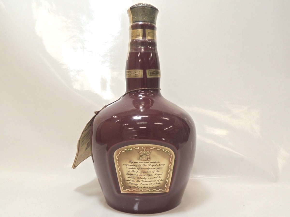 ロイヤルサルート 21年 赤 700ml 陶器ボトル ウイスキー SALUTE 赤陶器 未開栓 飲料 0 ROYAL ♪A350 陶器 IY97103E ロイヤル