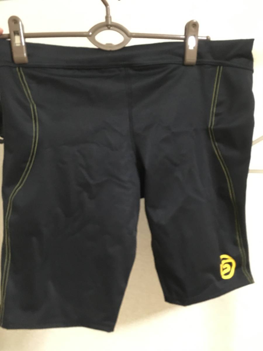メンズ コンプレッションウエア スキンズ 着圧 ショーツ SERIES-1 2枚セット スキンズ（SKINS）（メンズ）着圧 ハーフパンツ ハーフタイツ パンツ ブラック(44&frasl;S 短パン SKINS（スキンズ）ランニングハーフパンツ SKINS（スキンズ）SERIES-3 SKINS（スキンズ）SERIES-5