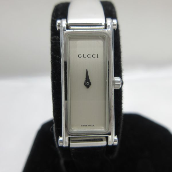 おすすめ Gucci グッチ 白文字盤 1500l Swiss Made レディース腕時計 高級腕時計 レクタンギュラー シルバーカラー Db0 女性用 売買されたオークション情報 Yahooの商品情報をアーカイブ公開 オークファン Aucfan Com