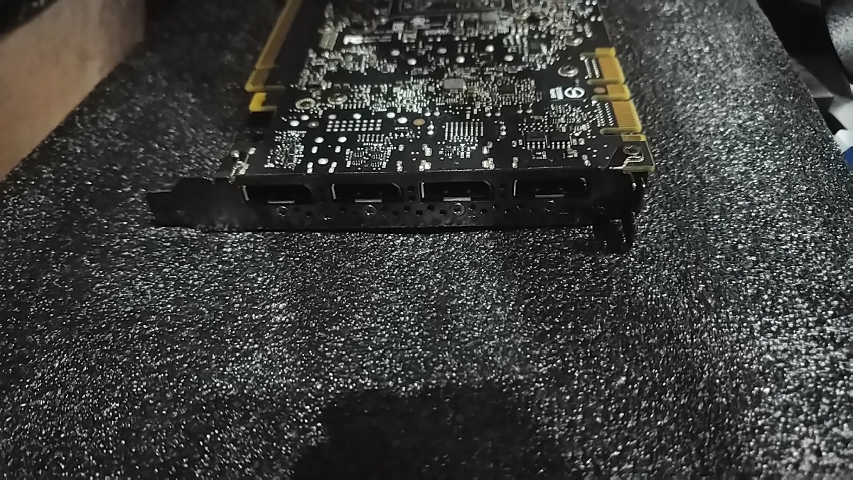 NVIDIA Quadro P4000 動作品 Quadro P4000 NVIDIA ジャパン 動作確認 