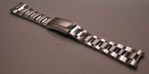 Rolex 72400のYahoo!オークション(旧ヤフオク!)の相場・価格を見る