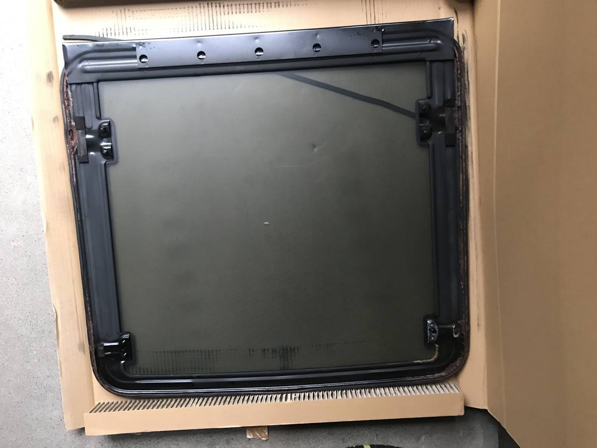 人気セール，SALE 三菱 パジェロ 純正 サンルーフ ガラス V43 V44 V45 V46 V47 2代目 ミッドルーフ ロング 大型電動用(ウィンドウ)｜売買されたオークション情報、yahooの商品情報をアーカイブ公開 - オークファン 三菱用