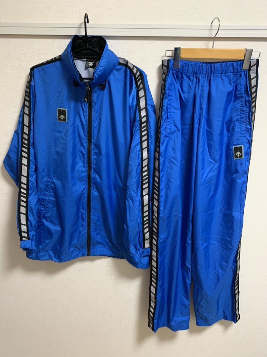 驚きの破格値，新品 90s DESCENTE ウインドブレーカー 上下セット M デサント 青 サイドライン ビッグシルエット ヴィンテージ(デサント)｜売買されたオークション情報、yahooの商品情報をアーカイブ公開 - オークフ ナイロン