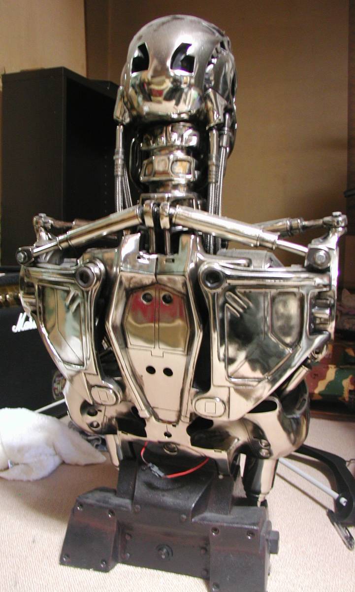 ターミネーター2 T-800 1/1バストモデル 【公式通販】