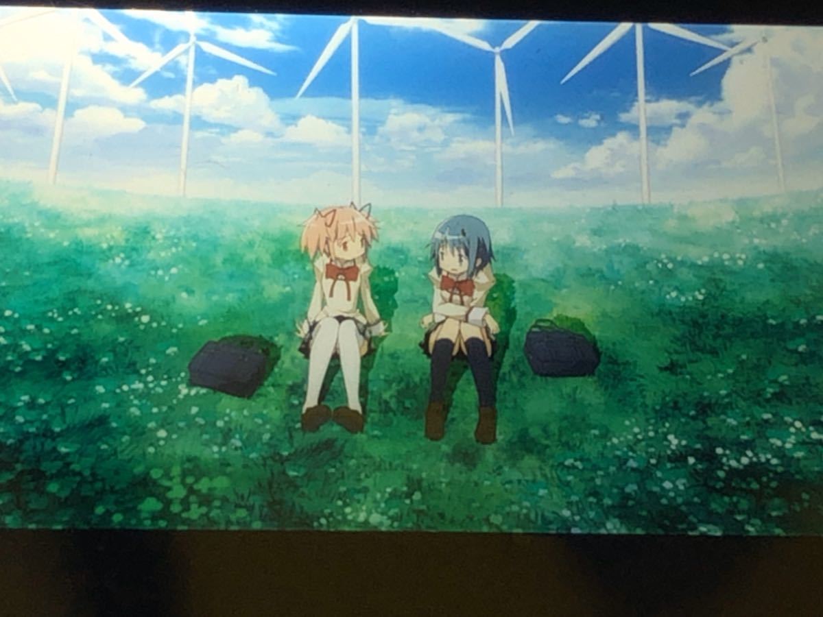 魔法少女まどか☆マギカ 劇場版 前後編 中古まどか☆マギカ Blu-ray 前編・