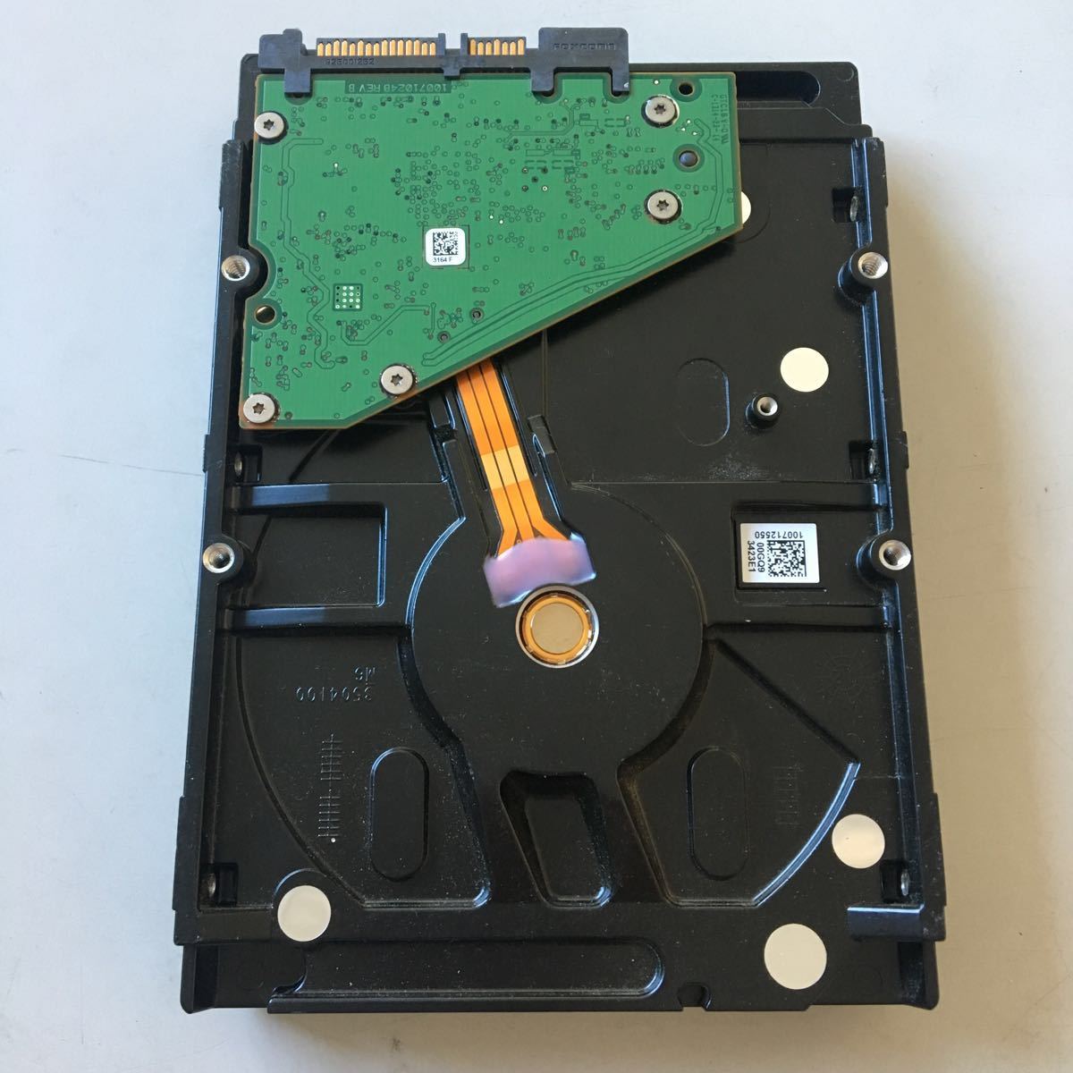 中古美品 seagate ハードディスク 3.5インチ SATA HDD 4TB （ST4000DM000) 使用時間18061