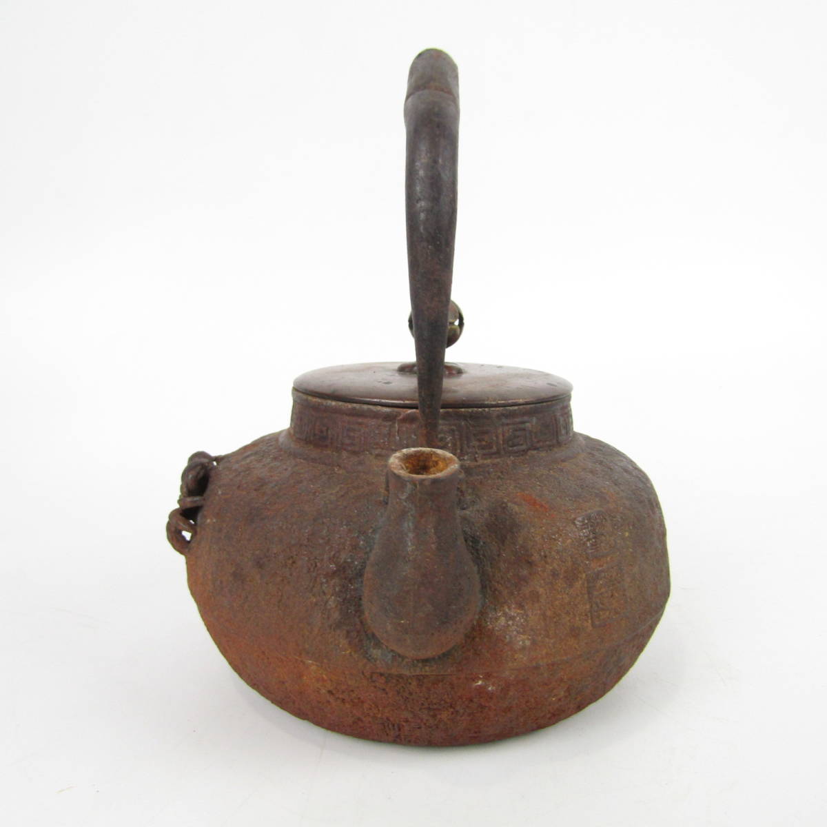 MS1722【骨董品】鉄瓶 中国骨董 鉄器 金属加工 カニ 蟹 伝統工芸品 印