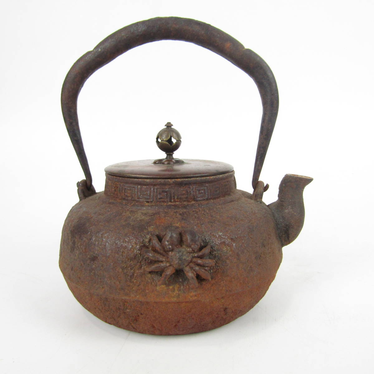MS1722【骨董品】鉄瓶 中国骨董 鉄器 金属加工 カニ 蟹 伝統工芸品 印
