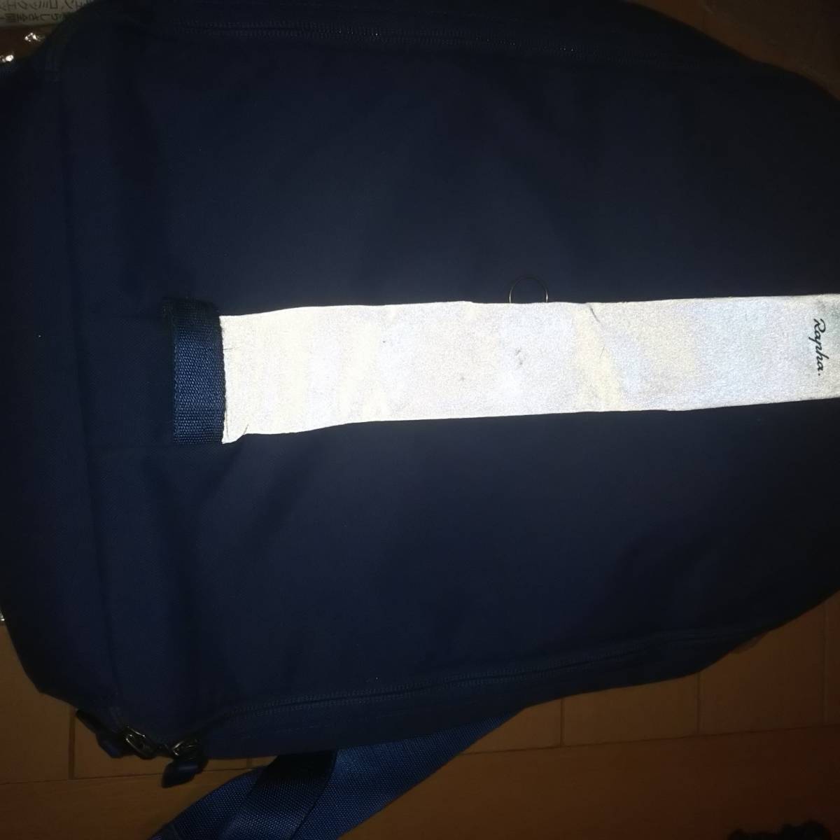 【人気定番，豊富な】 Rapha バックパック ネイビー(リュックサック)｜売買されたオークション情報、yahooの商品情報をアーカイブ公開 - オークファン リュックサック