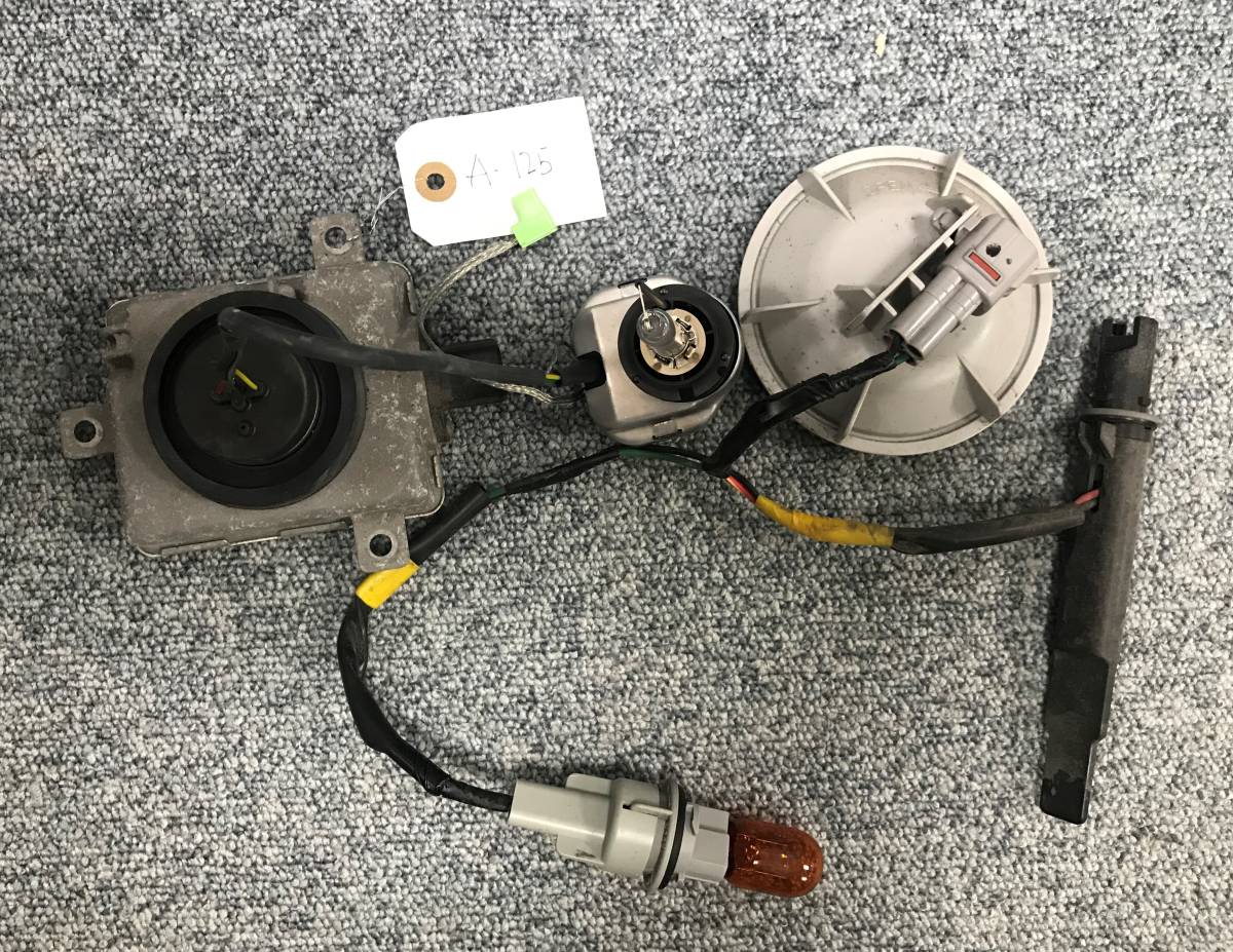 最安値，定番 スズキ ワゴンＲ スティングレー MH23S 純正 右 HID ヘッドライト バラスト 100-59191 A-125(ライト)｜売買されたオークション情報、yahooの商品情報をアーカイブ公開 - オークファン その他