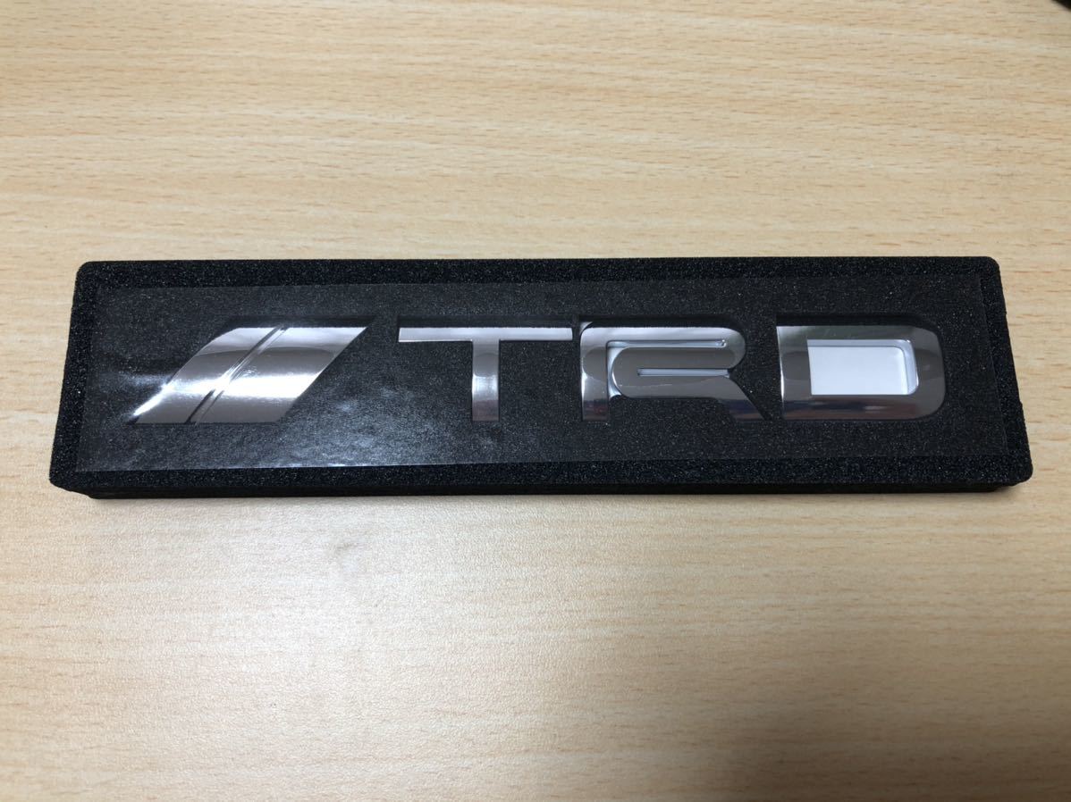 TRD エンブレム ステッカー ロゴバッジ レッド 税不要 TRD ロゴ