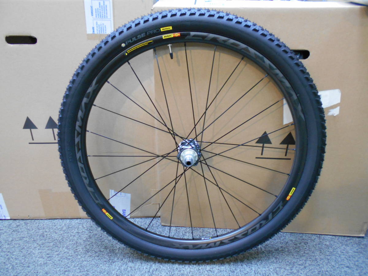 驚きの破格値，本物保証 48 MAVIC CROSSMAX PRO CARBON 29インチＸＤ スラムフリー リアのみ 定価145 800円税込(26インチ、650C)｜売買されたオークション情報、yahooの商品情報をアーカイブ公開 - オークファン ホイール（完組、手組）