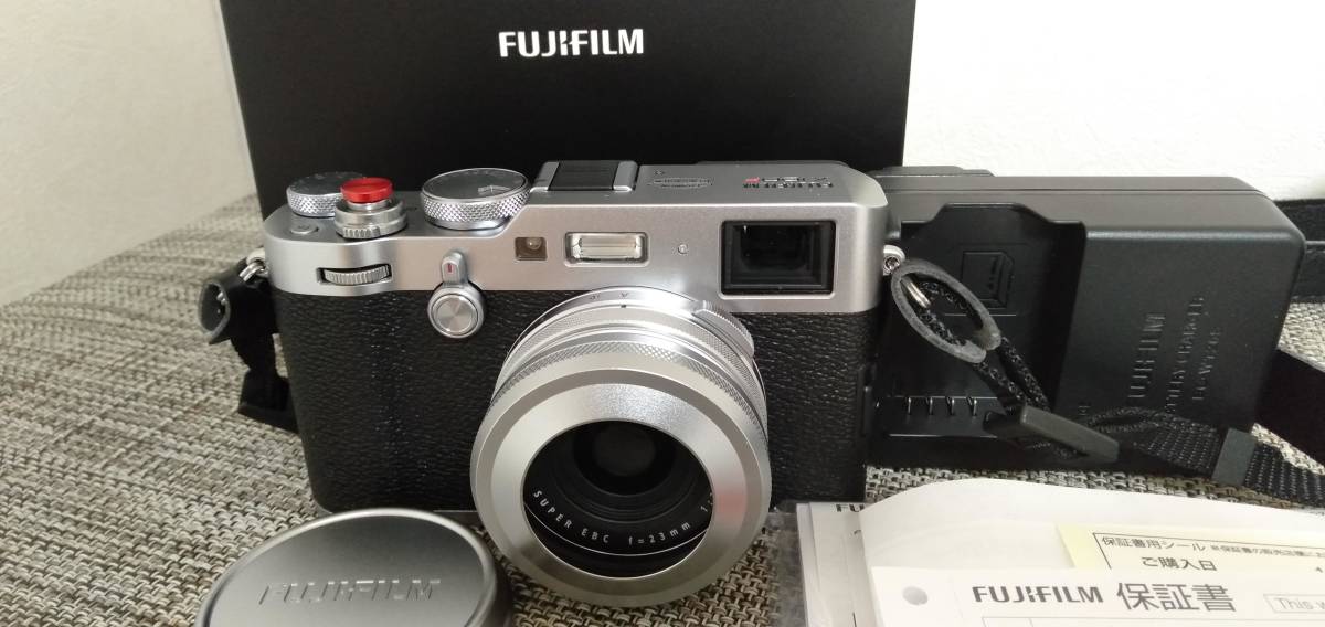 X100F FUJIFILM 富士フイルム シルバー | 価格比較 - 価格.com