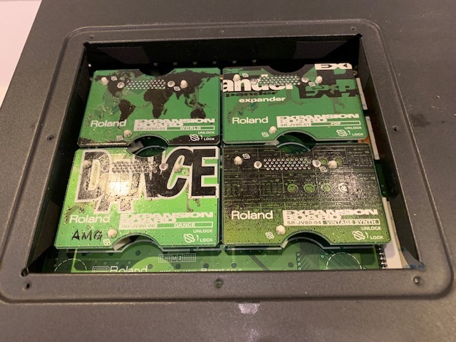 Roland JV1080 +拡張音源ボードx4