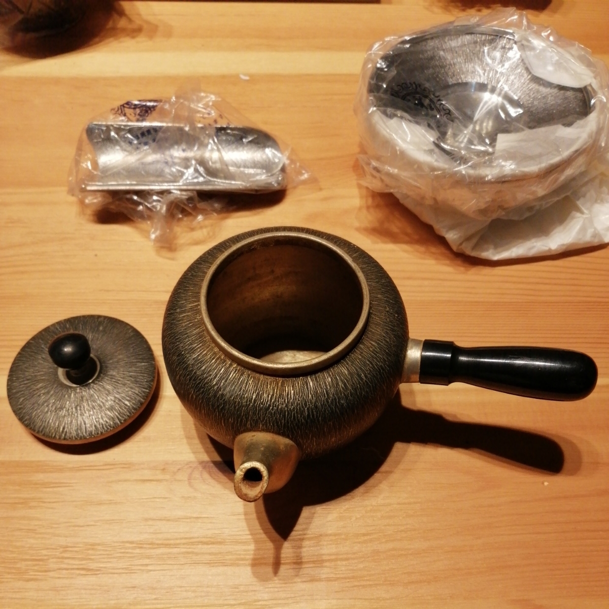 錫製 茶器セット 急須 茶托5客 建水 茶壺 箱付 煎茶道具 茶道具 錫半 本錫 煎茶道具 - Yahoo!オークション 茶托⁄急須⁄茶 (金属工芸) 桑園