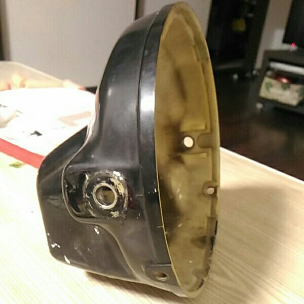 CBX400F ホンダCBX400Fヘッドライトケース純正当時物?黒 CBX400F ホンダCBX400Fヘッドライトケース純正当時物?黒