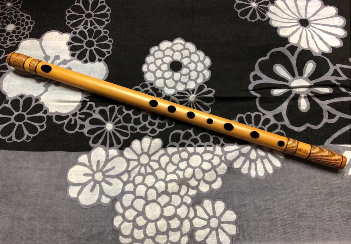 蘭照八本調子唄用しの笛 美品・改名前貴重品】篠笛蘭情(蘭照) 唄用七孔八本調子 天地巻 本漆塗