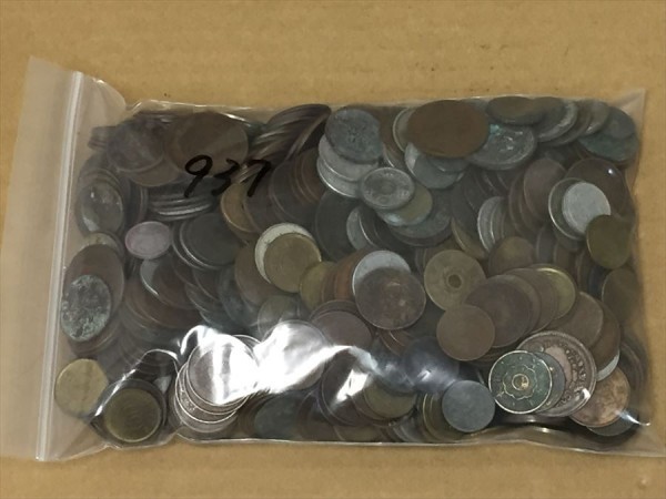 937☆日本の古銭 おまとめ 約2kg入り（金貨・銀貨は入っていません